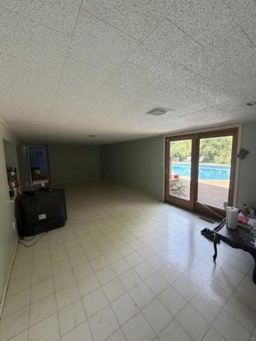 8042 73rd Street S, Cottage Grove, MN 55016