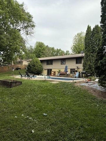 8042 73rd Street S, Cottage Grove, MN 55016