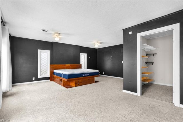 41 Messick RD, Poquoson, VA 23662