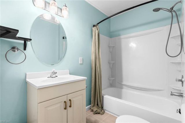 41 Messick RD, Poquoson, VA 23662
