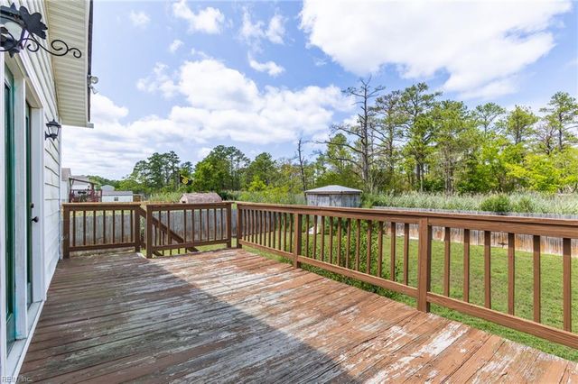 41 Messick RD, Poquoson, VA 23662