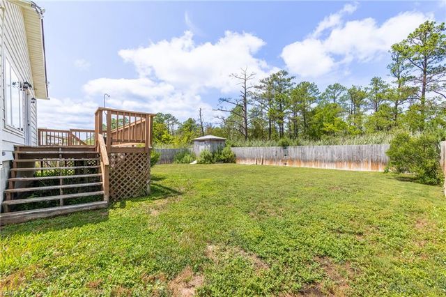 41 Messick RD, Poquoson, VA 23662