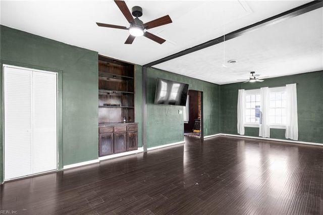 41 Messick RD, Poquoson, VA 23662