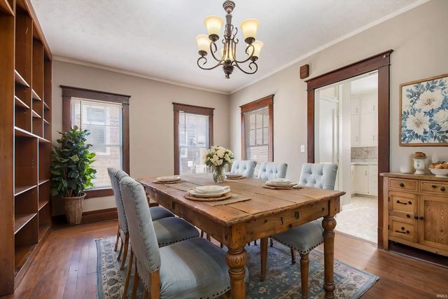 419 W High Street, Elkhart, IN 46516