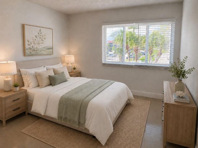 100 Lakeview Drive 316, Weston, FL 33326
