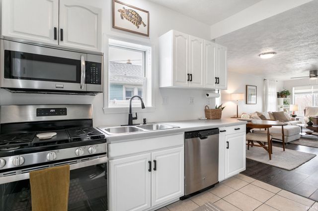 1749 Linden Avenue, Mishawaka, IN 46544