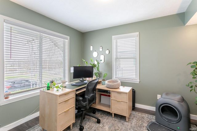 1749 Linden Avenue, Mishawaka, IN 46544