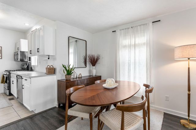 1749 Linden Avenue, Mishawaka, IN 46544