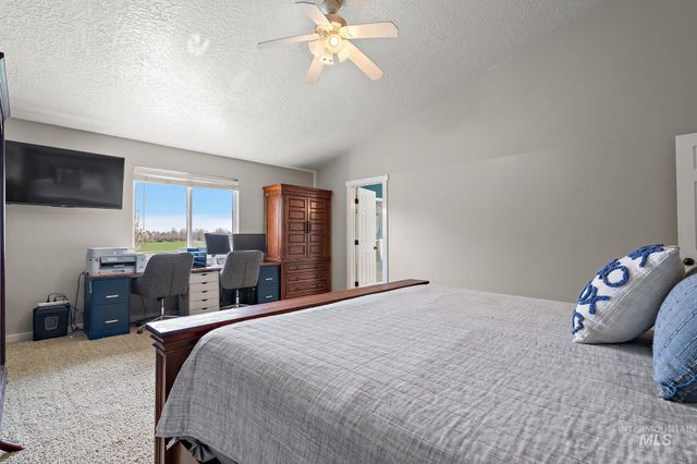 2801 W Lost Rapids, Meridian, ID 83646