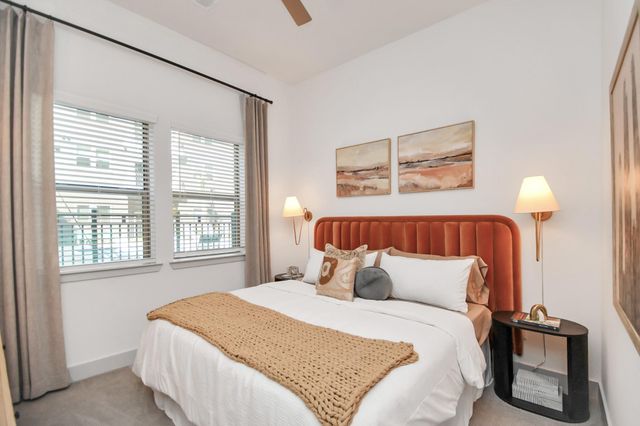 1617 Enid Street 338, Houston, TX 77009