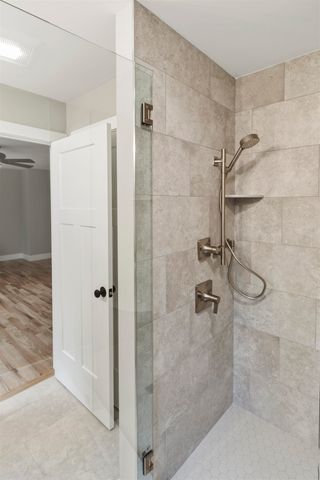 8 Stone Creek Drive, Brentwood, NH 03833