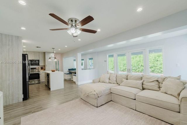 1732 SW 103rd Place, Miami, FL 33165