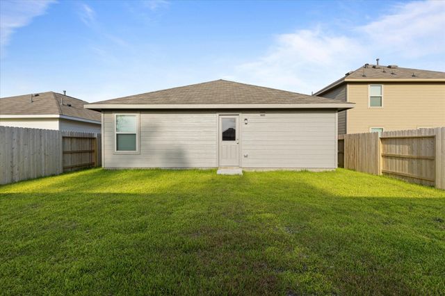 19428 Villa Mesa Dr, New Caney, TX 77357