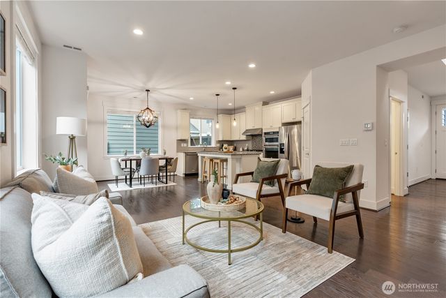 18717 43rd Drive SE, Bothell, WA 98012