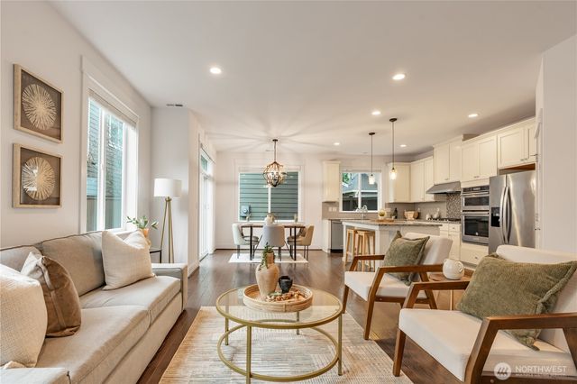 18717 43rd Drive SE, Bothell, WA 98012