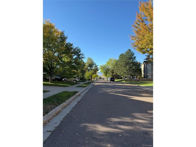 8436 S Reed St, Littleton, CO 80128
