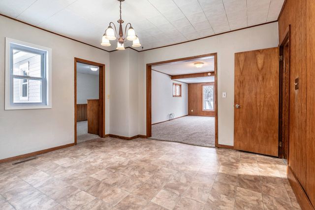 313 3rd Street SE, Pelican Rapids, MN 56572