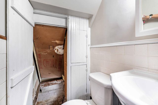 313 3rd Street SE, Pelican Rapids, MN 56572