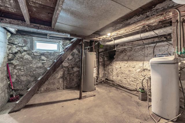 313 3rd Street SE, Pelican Rapids, MN 56572