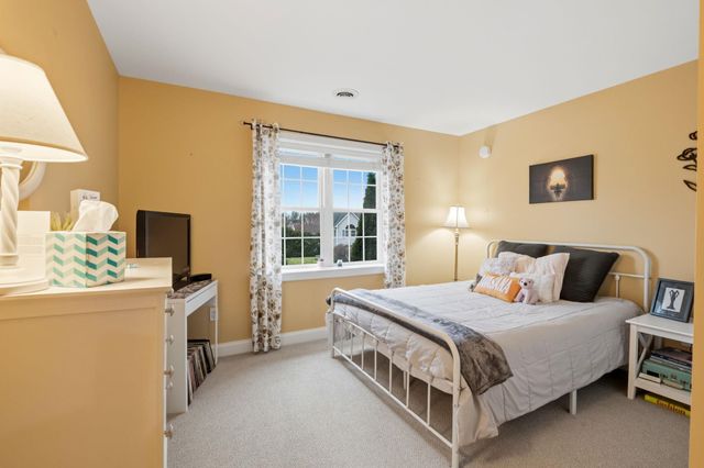 29 Whiteface Street, South Burlington, VT 05403