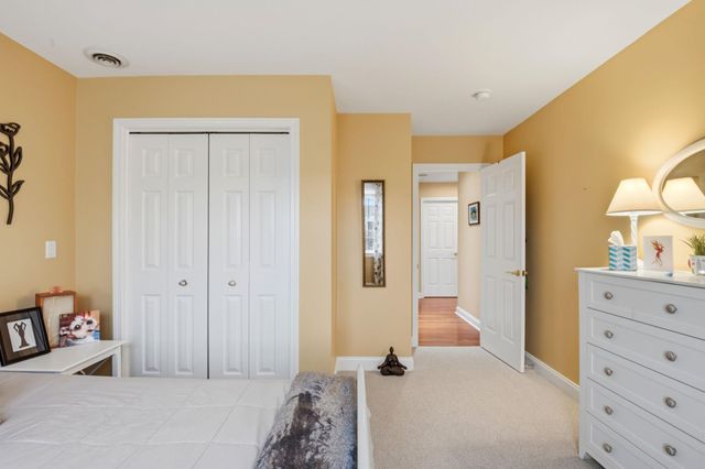 29 Whiteface Street, South Burlington, VT 05403