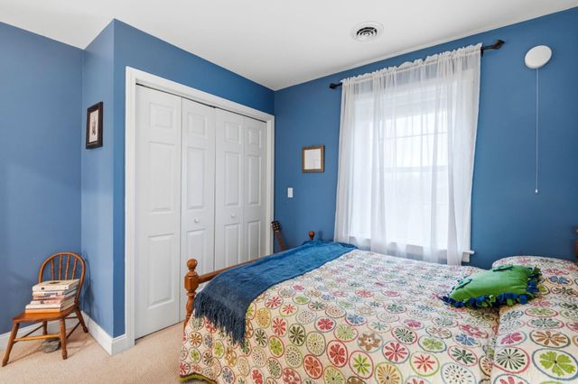 29 Whiteface Street, South Burlington, VT 05403