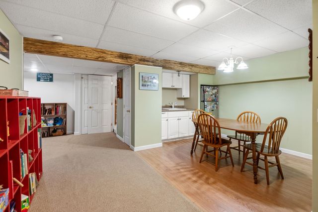 29 Whiteface Street, South Burlington, VT 05403