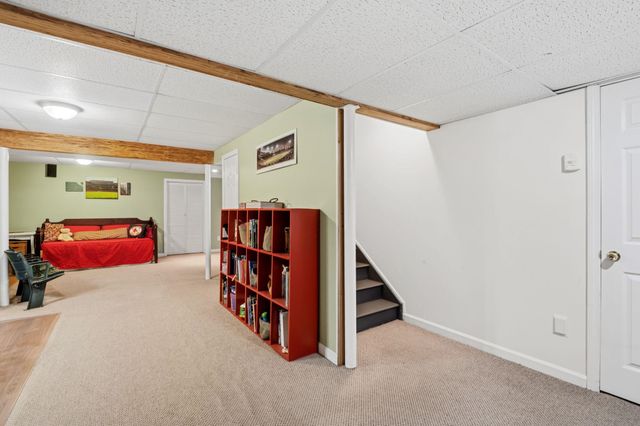 29 Whiteface Street, South Burlington, VT 05403