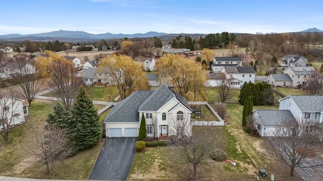29 Whiteface Street, South Burlington, VT 05403