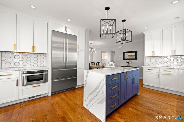 1482 Bronson Road, Fairfield, CT 06824