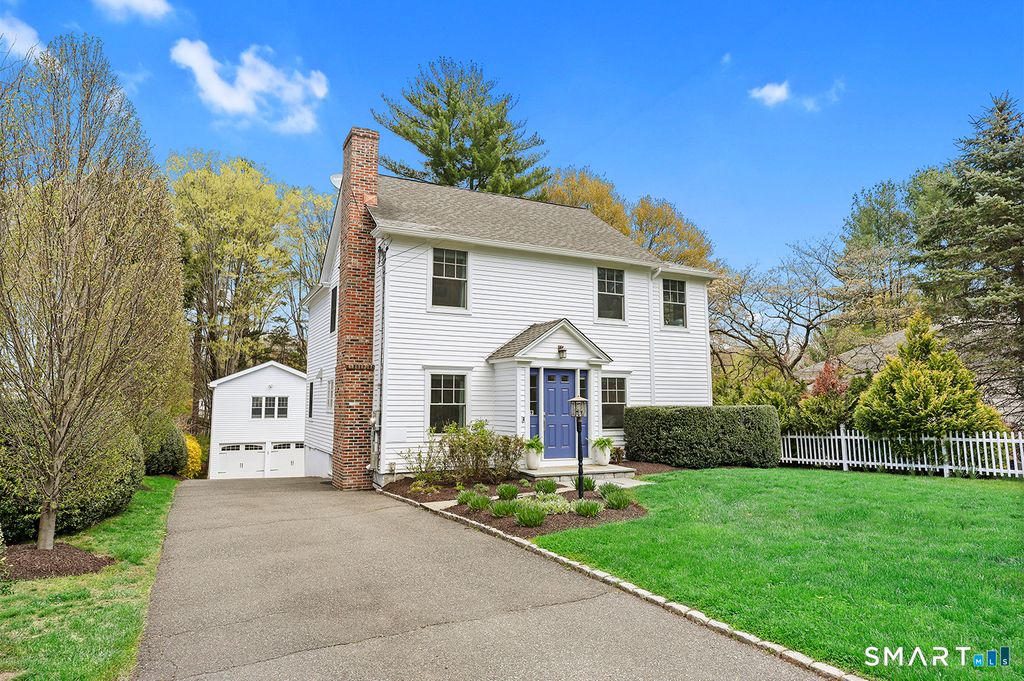 1482 Bronson Road, Fairfield, CT 06824