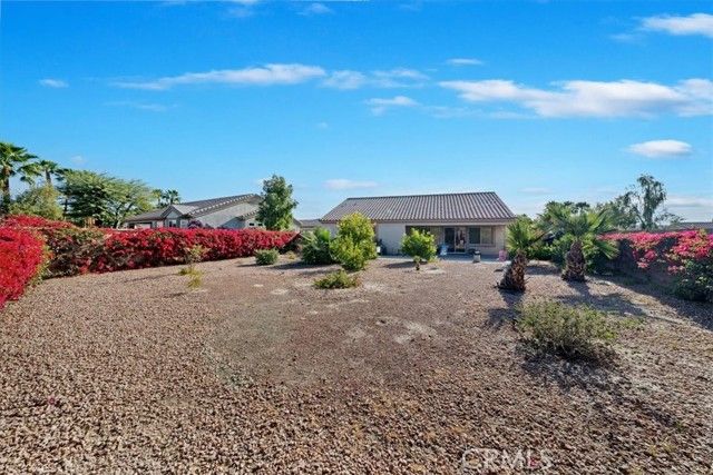 39375 Falconwood Court, Palm Desert, CA 92211