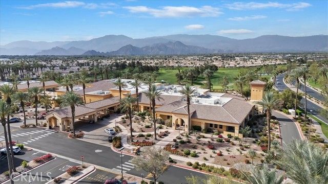 39375 Falconwood Court, Palm Desert, CA 92211