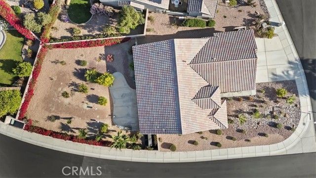 39375 Falconwood Court, Palm Desert, CA 92211