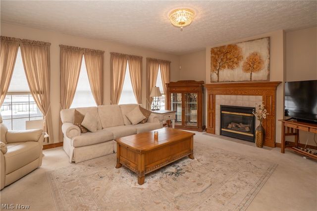 4514 Plain Center Avenue NE, Canton, OH 44714