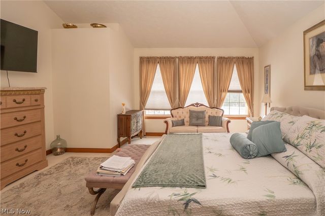 4514 Plain Center Avenue NE, Canton, OH 44714