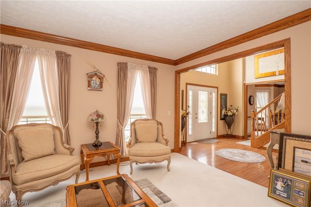 4514 Plain Center Avenue NE, Canton, OH 44714