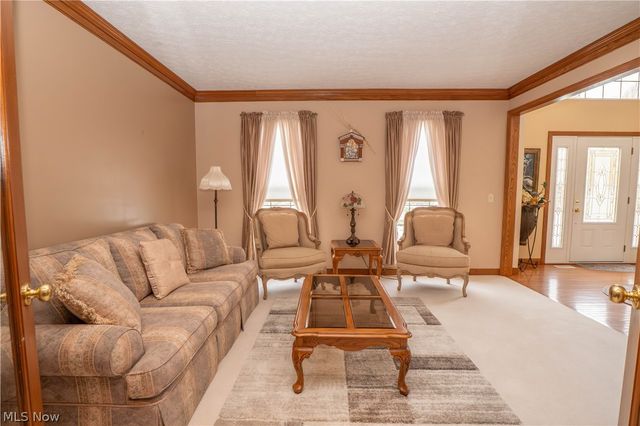 4514 Plain Center Avenue NE, Canton, OH 44714