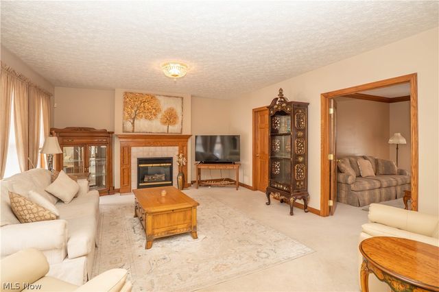 4514 Plain Center Avenue NE, Canton, OH 44714