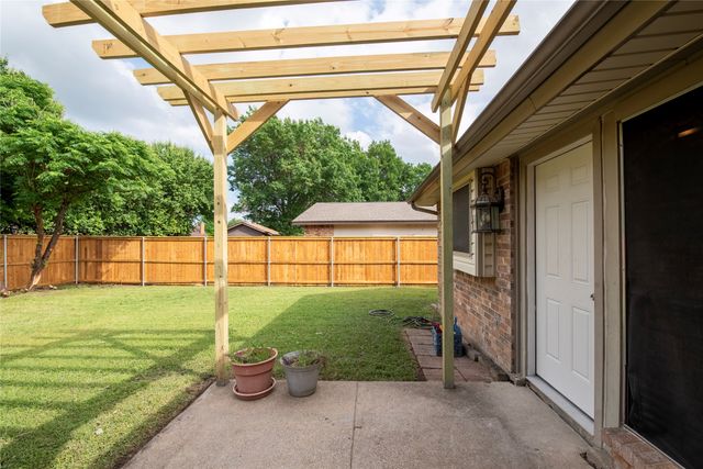4216 Wayfaring Street, Mesquite, TX 75150