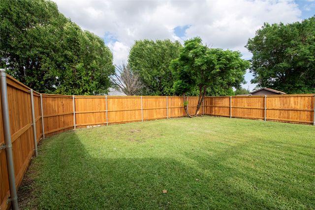 4216 Wayfaring Street, Mesquite, TX 75150