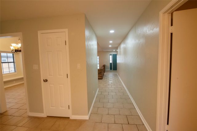 4216 Wayfaring Street, Mesquite, TX 75150