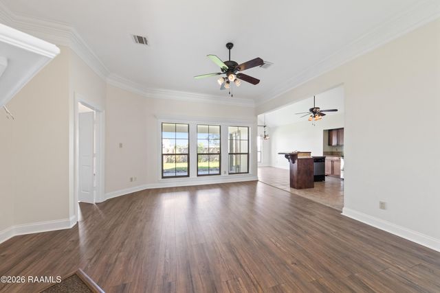 709 Copper Meadow Boulevard, Youngsville, LA 70592