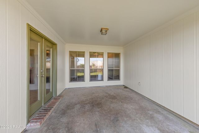 709 Copper Meadow Boulevard, Youngsville, LA 70592