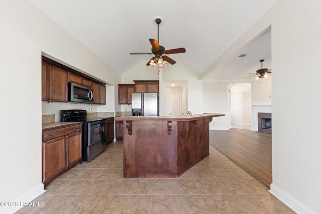 709 Copper Meadow Boulevard, Youngsville, LA 70592
