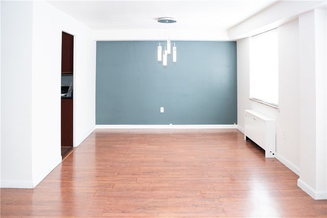 4625 Fifth Ave 202, Oakland, PA 15213