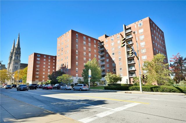 4625 Fifth Ave 202, Oakland, PA 15213