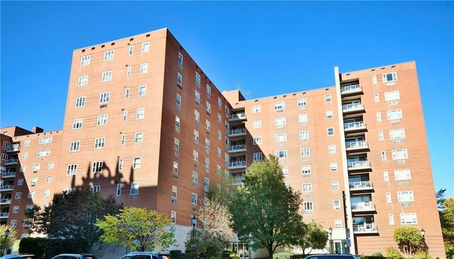 4625 Fifth Ave 202, Oakland, PA 15213