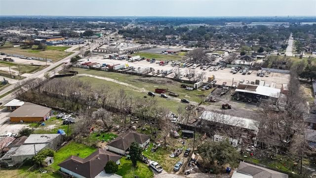 1760 Allen Genoa Road, Houston, TX 77017