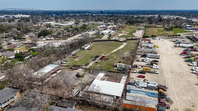 1760 Allen Genoa Road, Houston, TX 77017